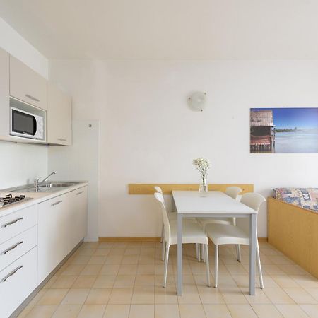 Condominio Lavinia ビビオーネ エクステリア 写真